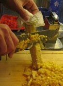 cutting corn grains off cob